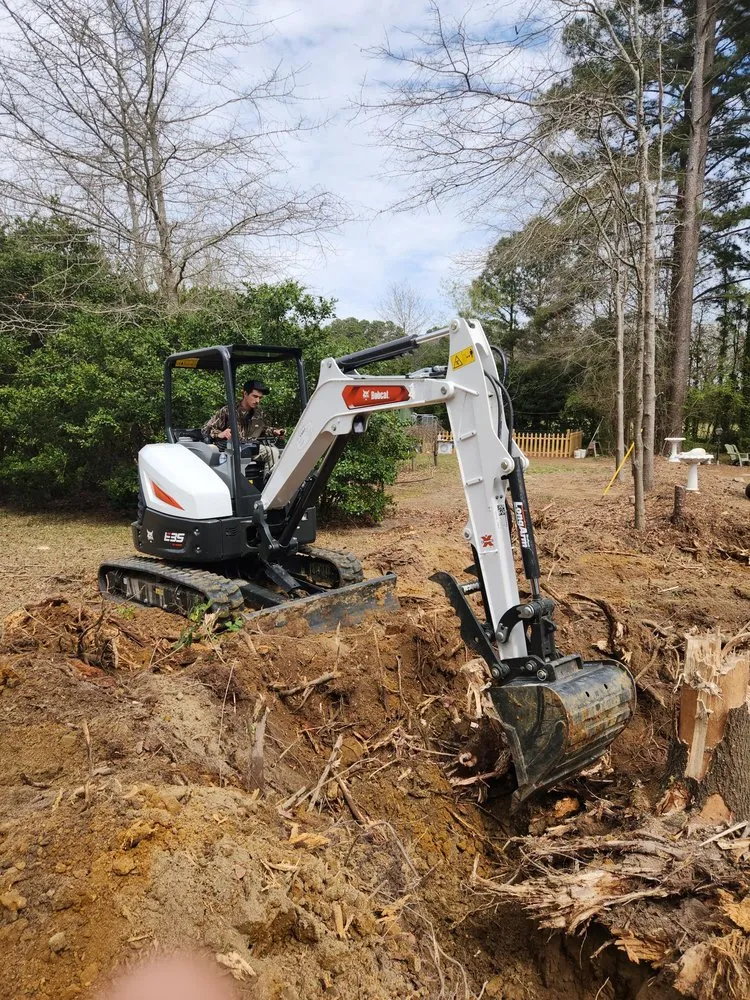 Reliable yard maintenance experts serving Kenly, NC - Byrd's Landscaping & Mowing Service