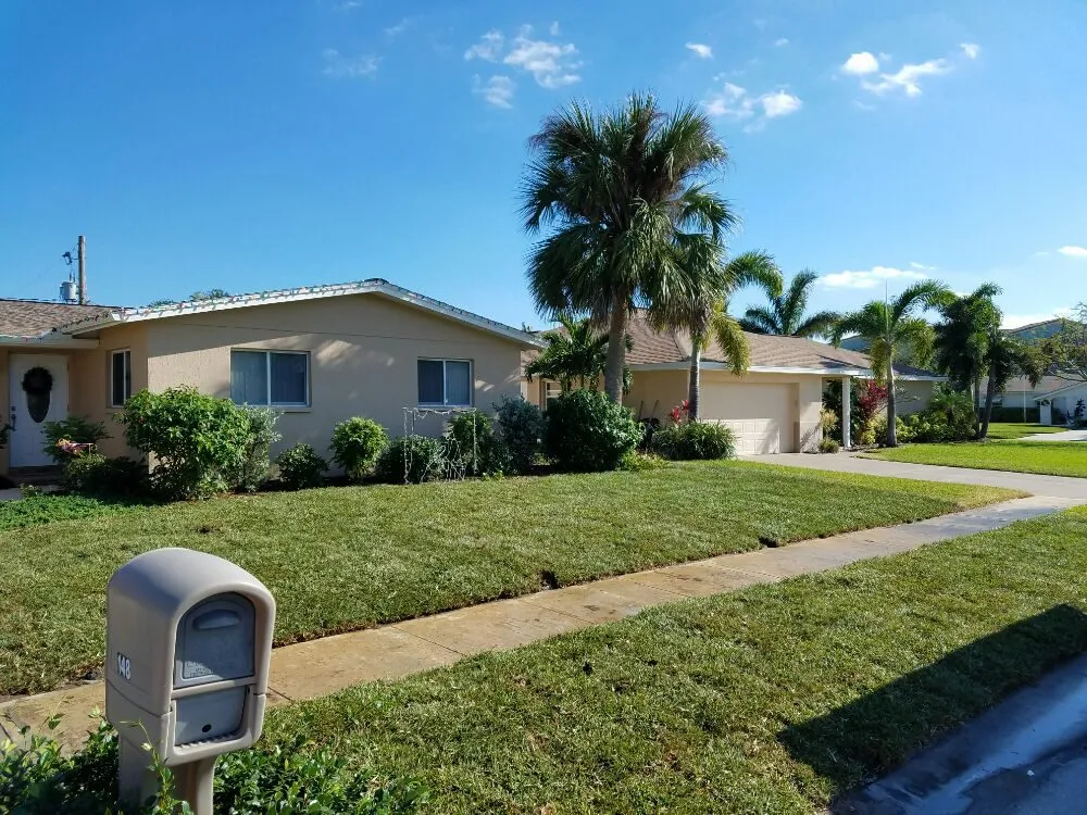 Top-rated garden landscaping experts serving Melbourne, FL - Byrd's Lawn & Landscape