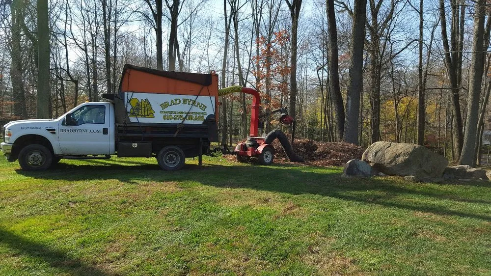 Trusted yard cleanup service for beautiful yards in Plymouth Meeting, PA by Byrne Brad Complete Lawn Maintenance