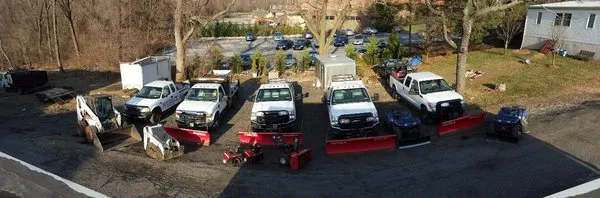 Byrne Brad Complete Lawn Maintenance