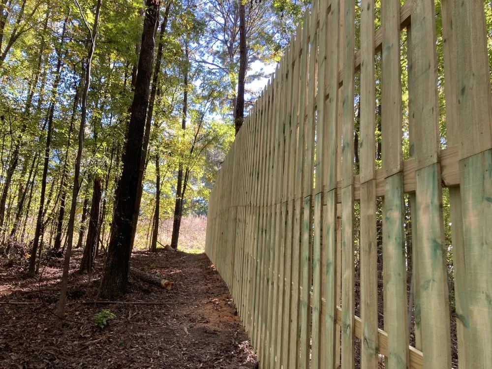 Expert yard maintenance in Byron, GA - Byron Fence