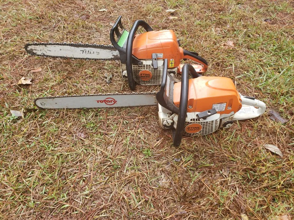 Trusted garden landscaping with custom design in Ridgeway, SC by Byron Hanna Lawn and Tractor