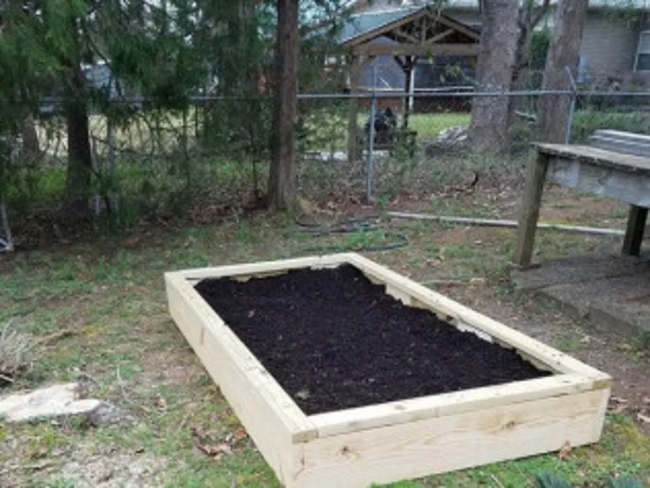 Local outdoor landscaping for residential properties across Ridgeway, SC - Byron Hanna Lawn and Tractor
