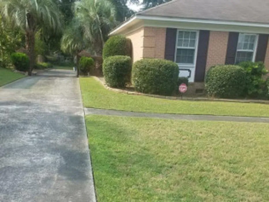 Local lawn mowing service for year-round maintenance across Ridgeway, SC - Byron Hanna Lawn and Tractor