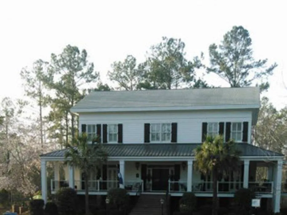 Professional lawn care service for homes in Ridgeway, SC by Byron Hanna Lawn and Tractor