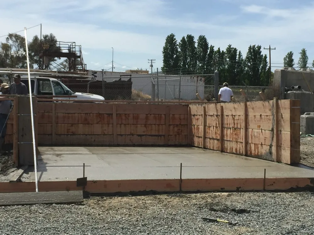 Top-rated lawn care service experts serving Byron, CA - Byron Rock & Ready-Mix