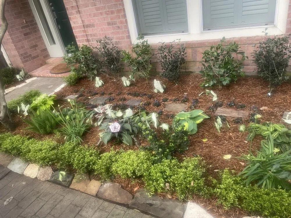 Affordable outdoor landscaping in Houston, TX - Byron's Landscaping
