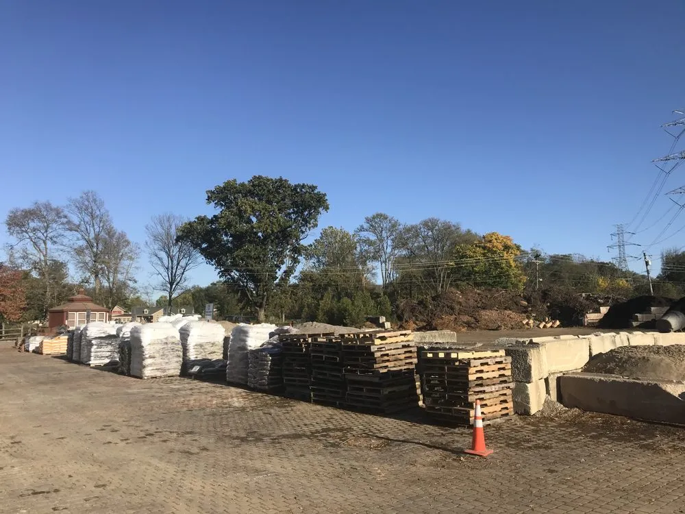 Top-rated outdoor landscaping in Cincinnati, OH - Bzak Landscaping & Maintenance