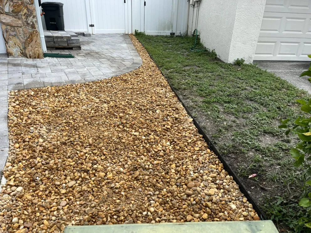 Affordable lawn mowing service in Tampa Bay, FL - C & B' s Paradise Landscapes