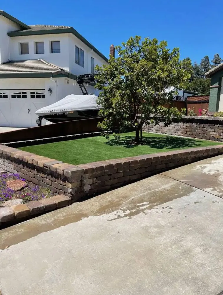 Professional yard cleanup service with custom design in Napa, CA by C & C Landscaping And Gardening Services