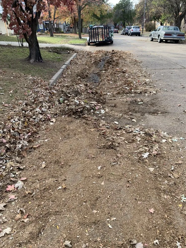 Custom lawn mowing service in Bel Aire, KS by C & C Lawn & Landscaping