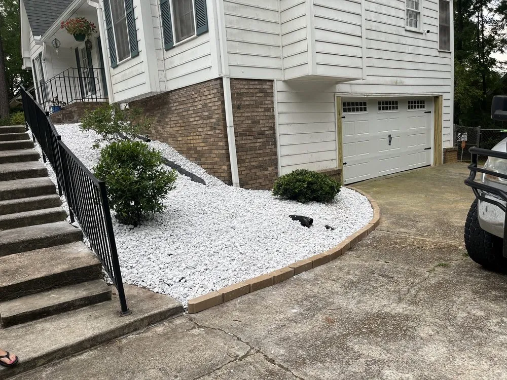 Custom lawn care service for residential properties in Columbia, SC by C & C Lawncare