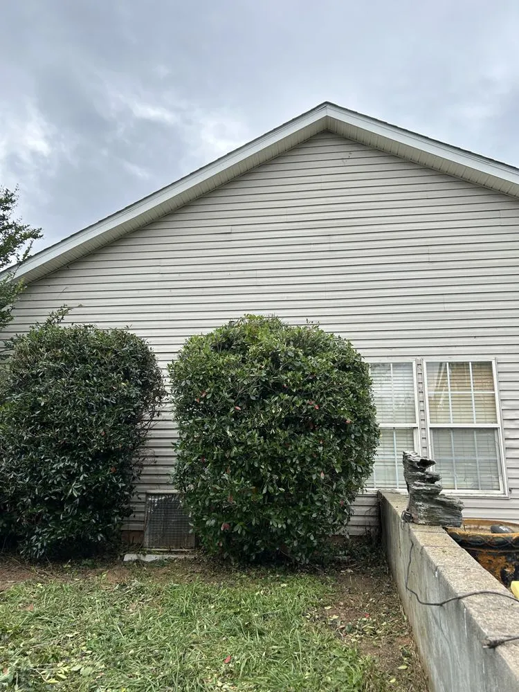 Affordable yard maintenance for homes in Catawba, NC by C & E Lawn & Landscape