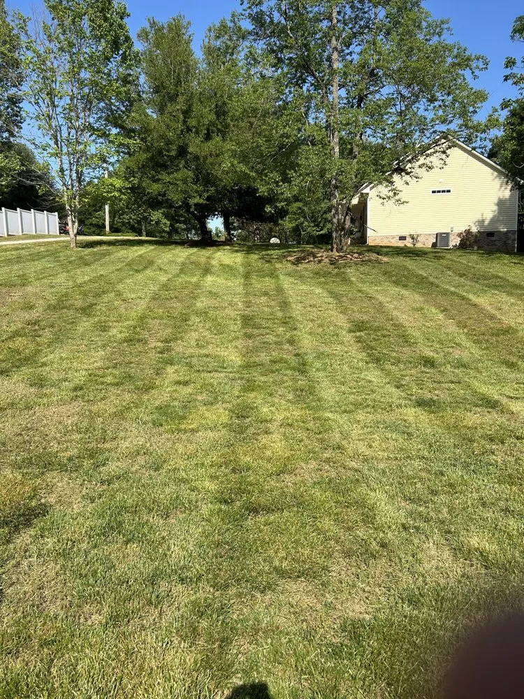 Local yard cleanup service experts serving Catawba, NC - C & E Lawn & Landscape