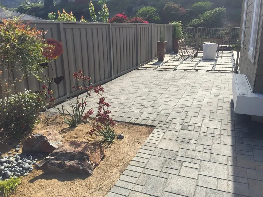 Top-rated garden landscaping in Costa Mesa, CA by C & H Landscape