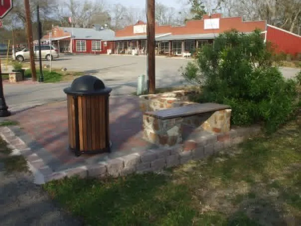 Professional lawn care service in Willis, TX - C & L Contractor’s