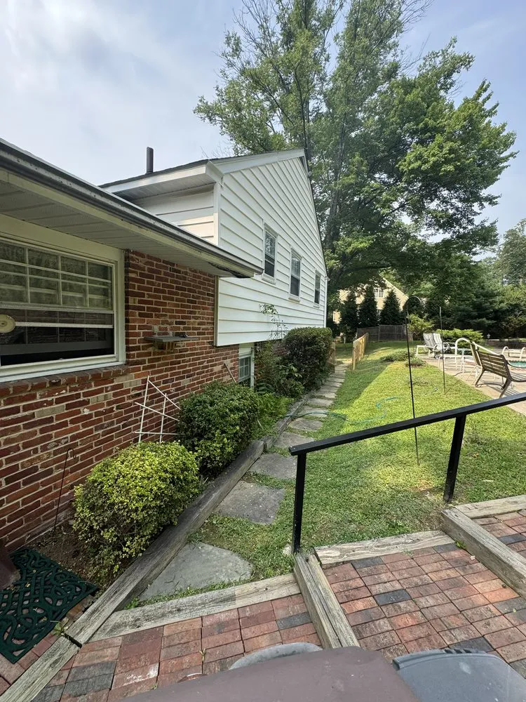 Professional outdoor landscaping experts serving Pottstown, PA - C & L Landscapes And Construction