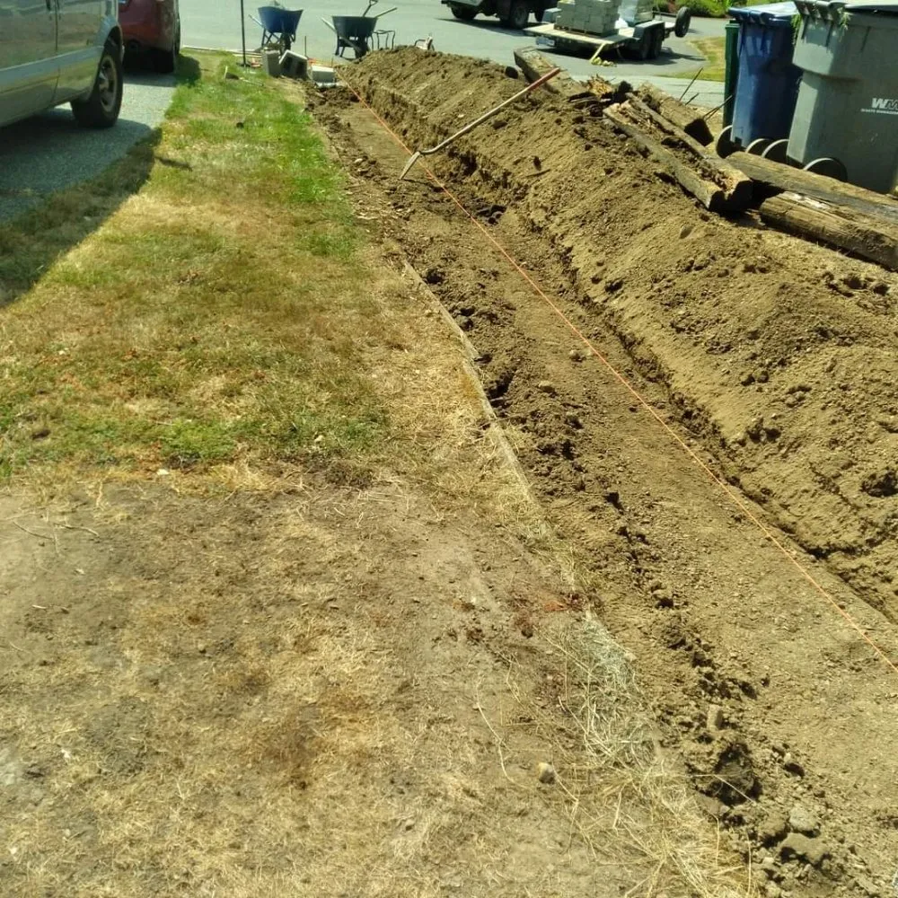 Affordable yard maintenance in Snohomish, WA by C & L Landscaping