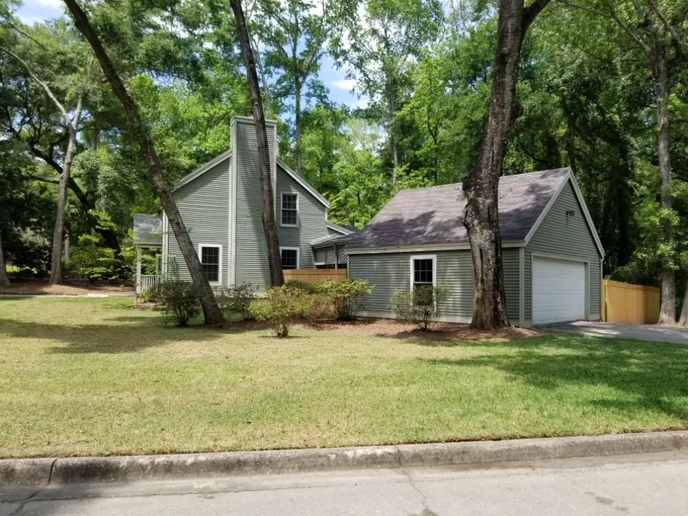 Expert landscape design with custom design in Gainesville, FL by C & L Lawn Care Service