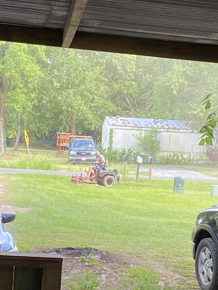 Affordable yard maintenance near you across Natchitoches, LA - C & L SERVICES