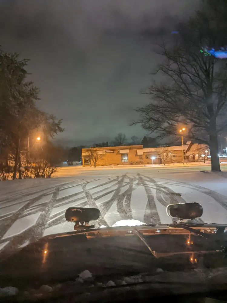 Custom garden landscaping in Avon Lake, OH - C & M Landscaping