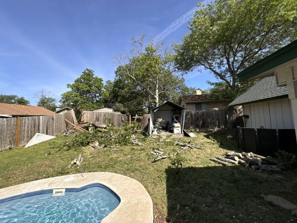 Reliable lawn mowing service in Converse, TX - C & M Quality Landscaping Maintenance