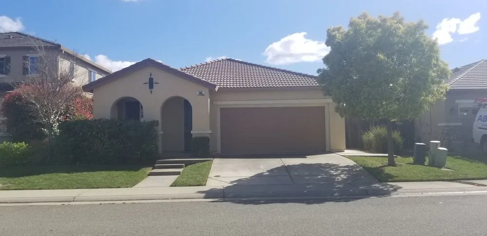 Local yard maintenance in Rocklin, CA - C & R Landscape