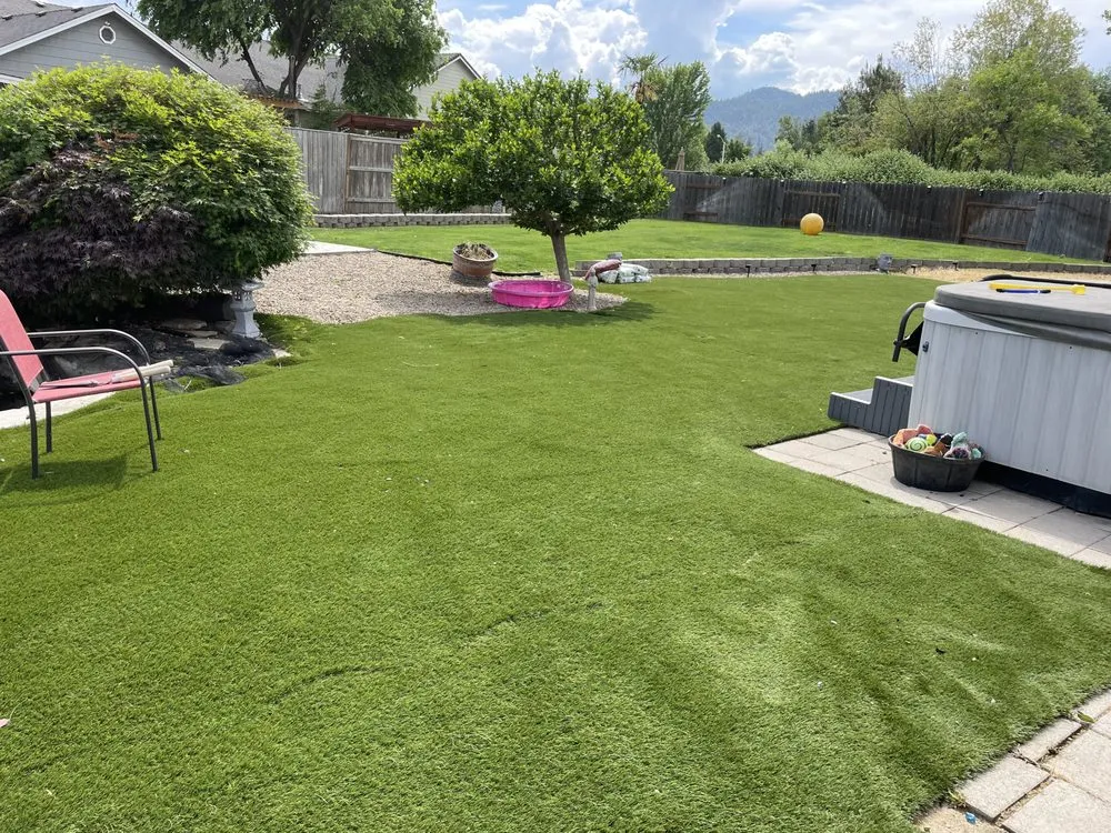 Reliable yard cleanup service in Medford, OR - C & R Landscaping Professional
