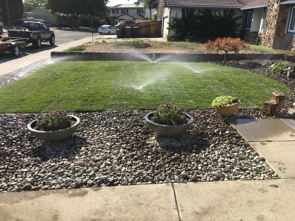 Expert garden landscaping in Tracy, CA - C & R Landscaping