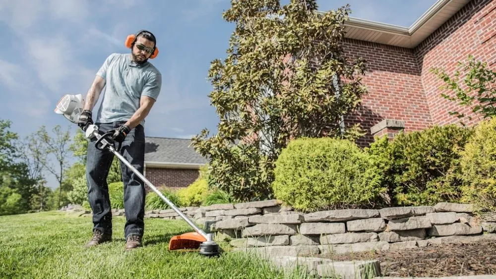 Custom garden landscaping in Clear Spring, MD by C & R Lawn Care