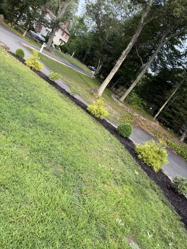 Professional garden landscaping in Burrillville, RI - C & R Lawncare