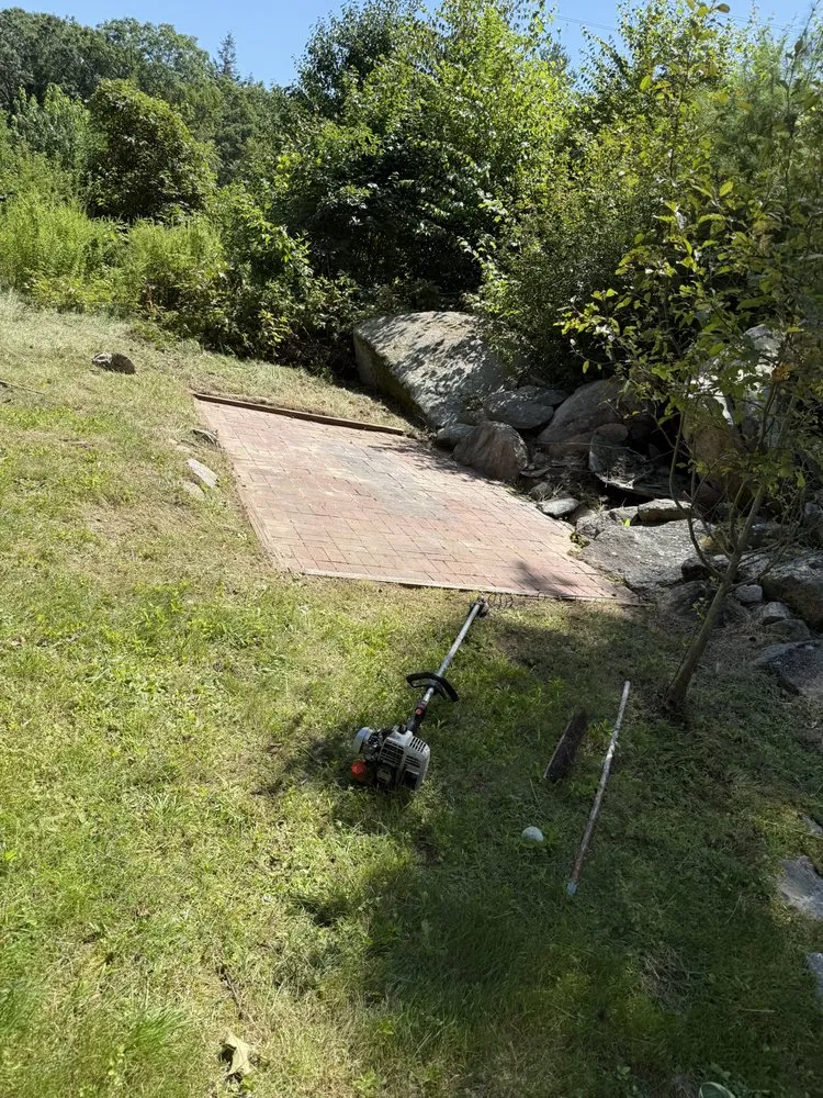 Top-rated landscaping services in Burrillville, RI - C & R Lawncare