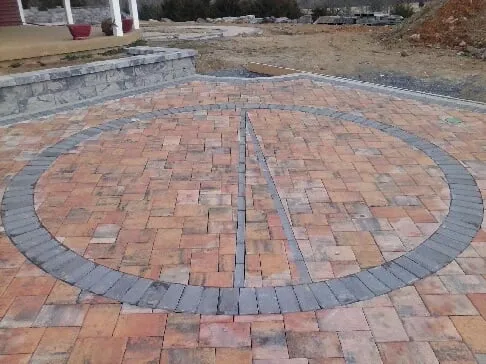 Custom outdoor landscaping experts serving Toms Brook, VA - C & S Landscaping of Virginia