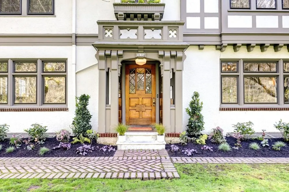 Professional yard maintenance for beautiful yards across Aloha, OR - C & T Landscape Maintenance