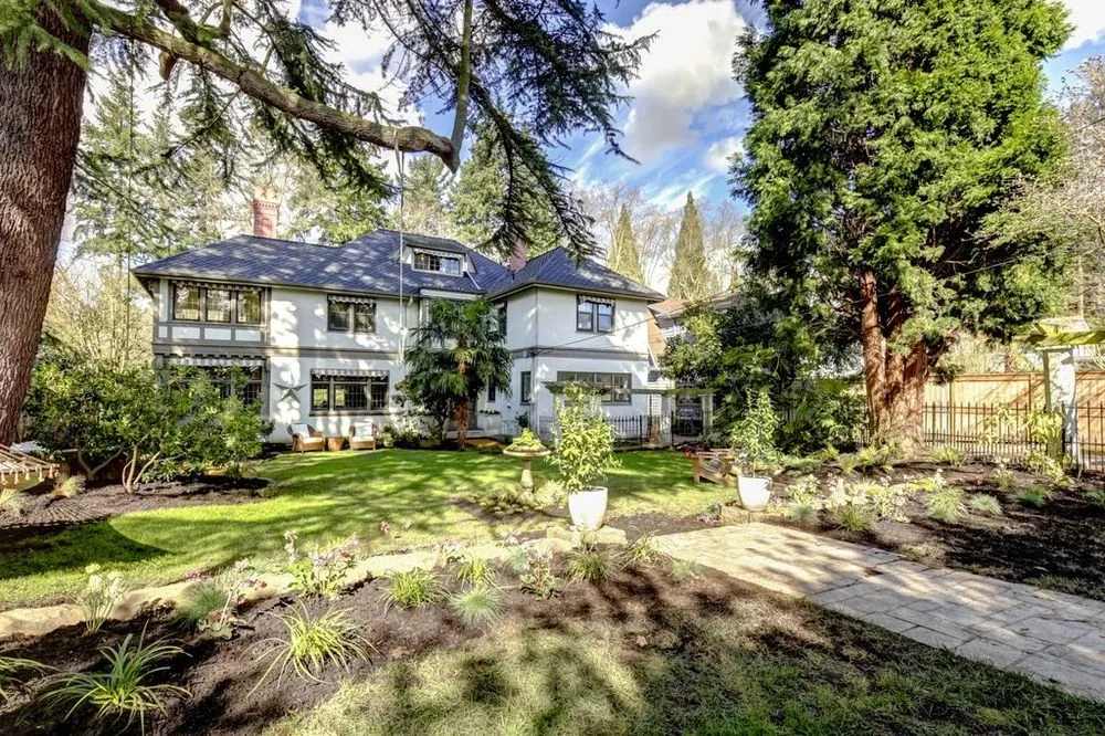 Local lawn care service in Aloha, OR - C & T Landscape Maintenance