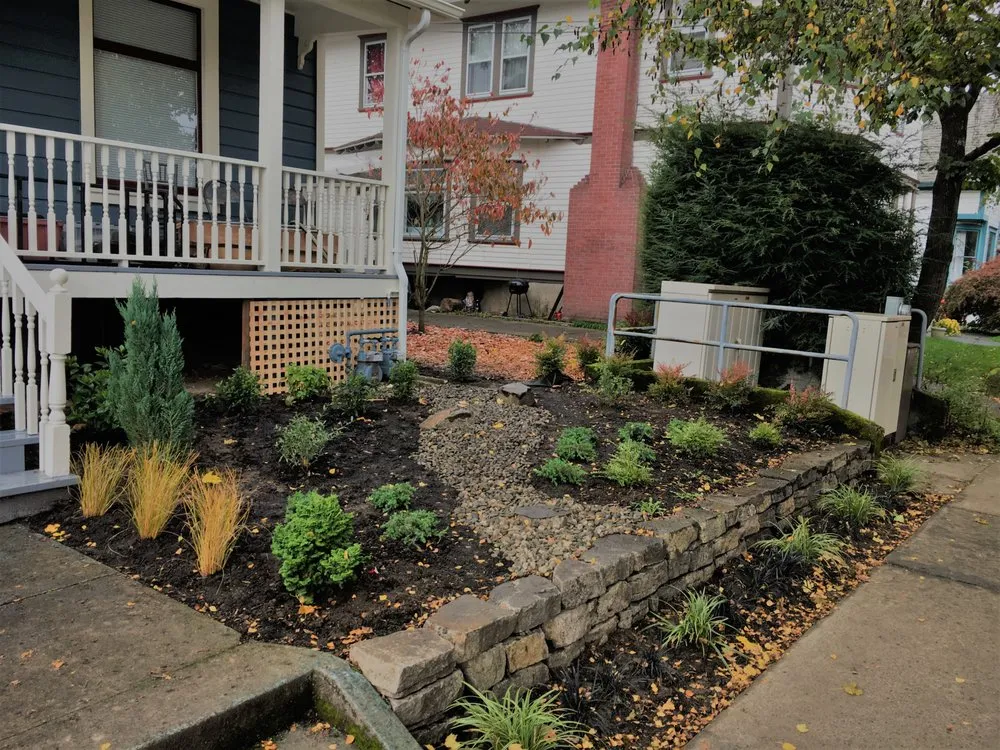 Top-rated garden landscaping with custom design across Aloha, OR - C & T Landscape Maintenance