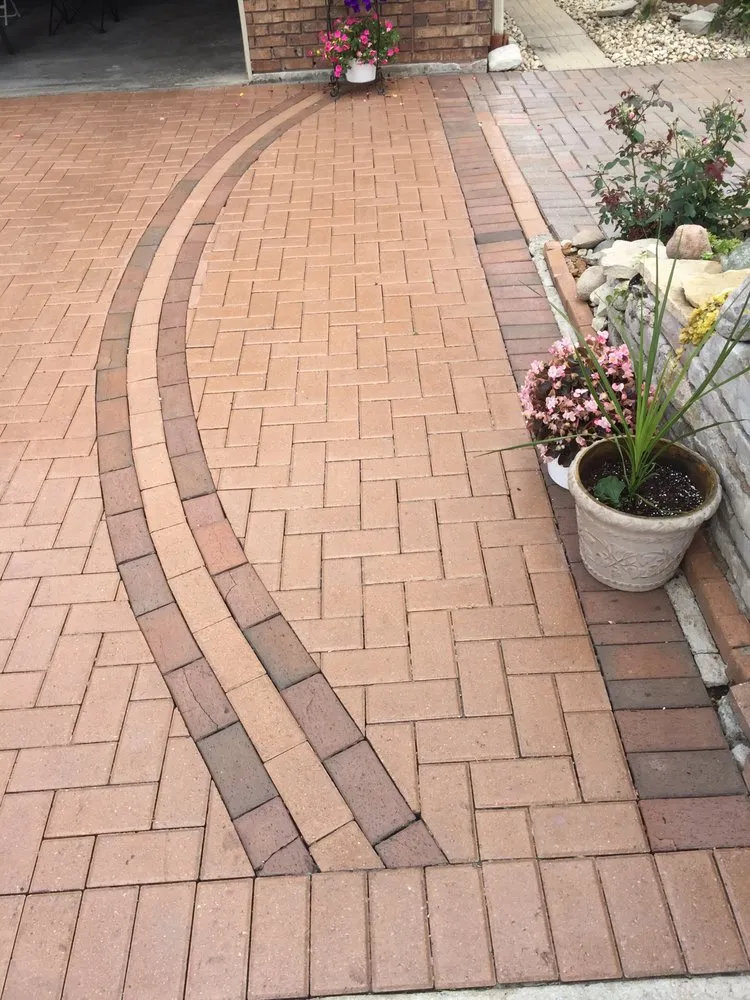 Custom lawn mowing service in Lynwood, IL - C & T Lawn & Landscape