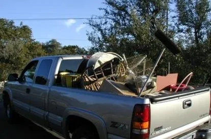 Top-rated yard cleanup service in Crawford, MS by C and B's Truck