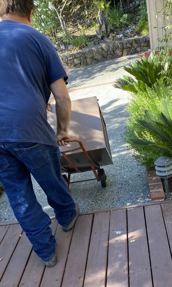 Professional yard maintenance in Windsor, CA by C and J Yard Care Maintenance