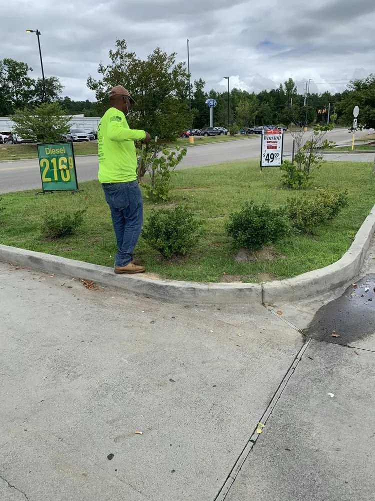 Affordable yard maintenance for homes in Raeford, NC by C and M Services Lawncare