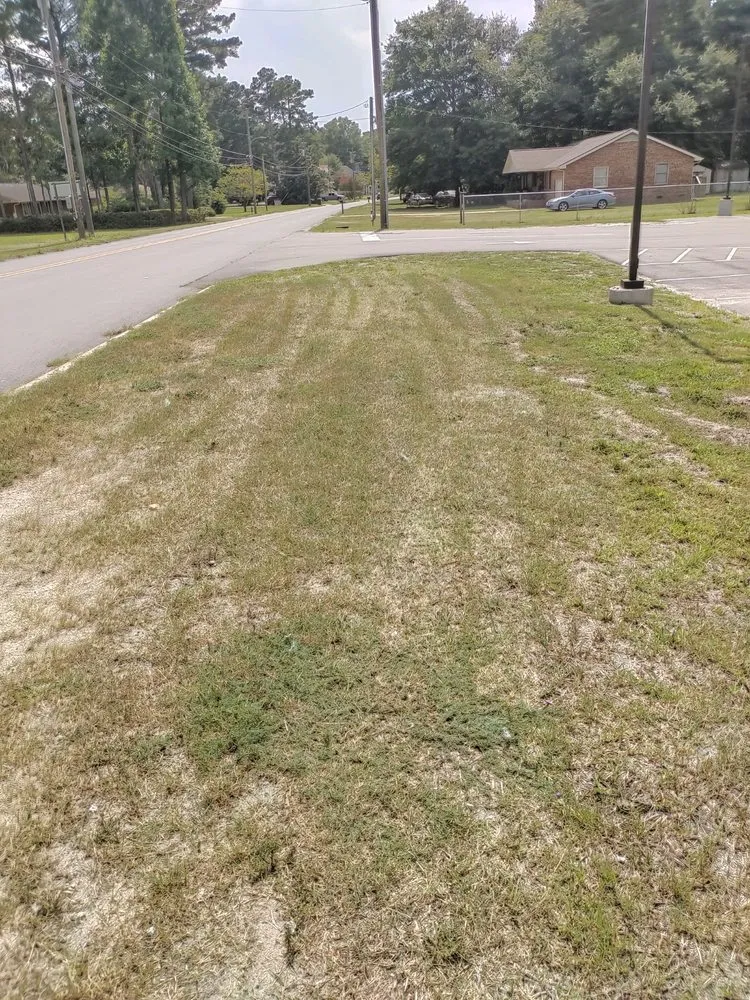 Top-rated lawn mowing service in Raeford, NC by C and M Services Lawncare