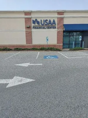 C and M Services Lawncare Logo