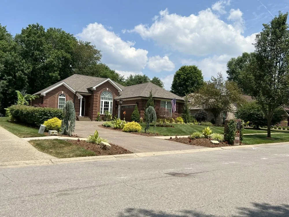 Professional residential landscaping in Louisville, KY by C Denny Landscaping