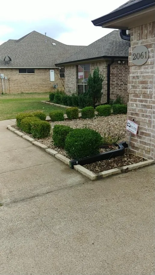 Local yard maintenance for beautiful yards across San Antonio, TX - C H L