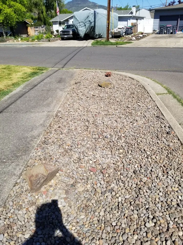 Reliable garden landscaping in Medford, OR - C H Landscaping