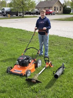 C H Lawn Care
