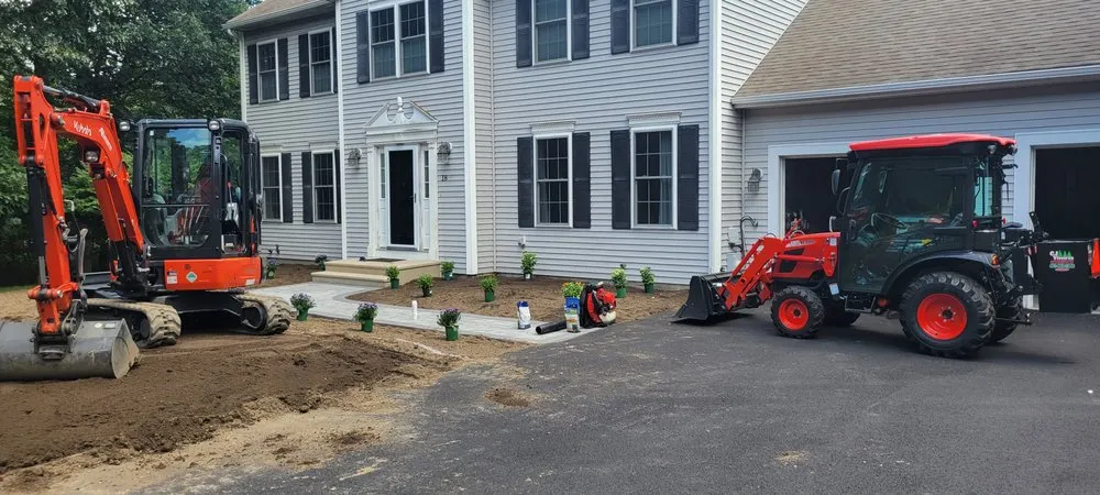 Reliable lawn mowing service experts serving Richmond RI, RI - C J Viveiros Landscaping