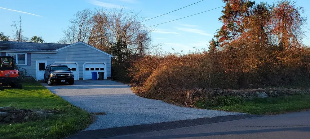 Custom lawn care service for homes in Richmond RI, RI by C J Viveiros Landscaping