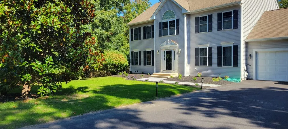 Professional lawn mowing service in Richmond RI, RI - C J Viveiros Landscaping