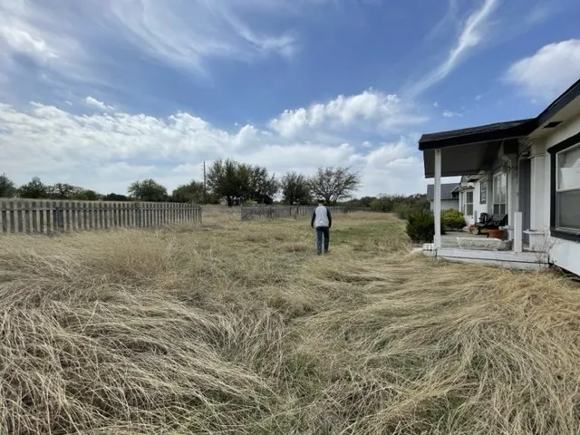 Top-rated yard maintenance in Aransas Pass, TX - C L Handyman & Lawn Care Services